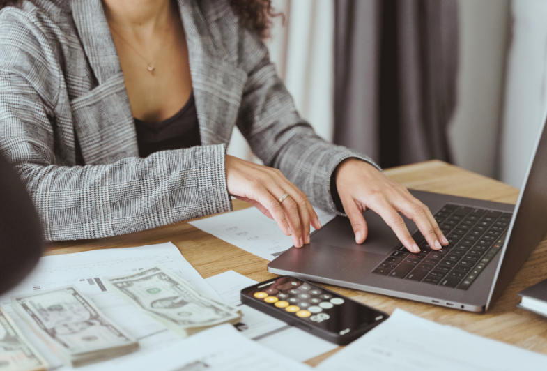 Évindítás - bérszámfejtés 2026-ban – miért a januári döntések a legkritikusabbak? - Jakab Nóra