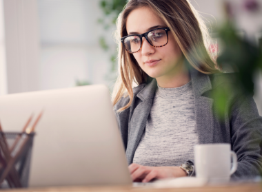 A vállalkozói ügysegéd 2026. március 2-tól kizárólag az ÜPO-n keresztül érhető el - Junkertné dr. Szűcs Zsuzsanna