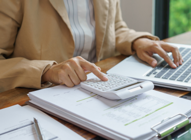 Kedvezmények, sorrendek, bírságok – jelentős változások a 2025. évi 25SZJA bevallásban - Takacs Gréta